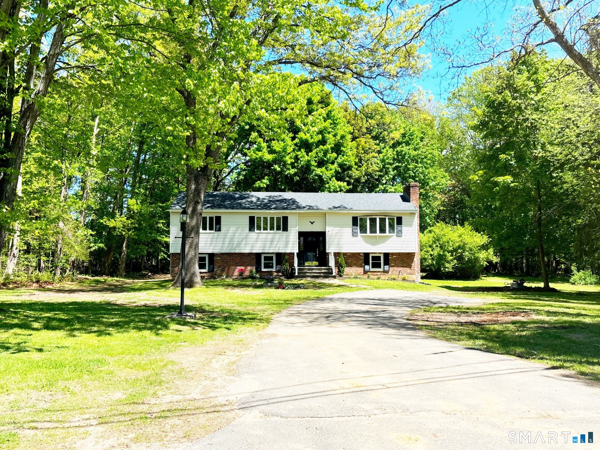 10 Laurel Lane