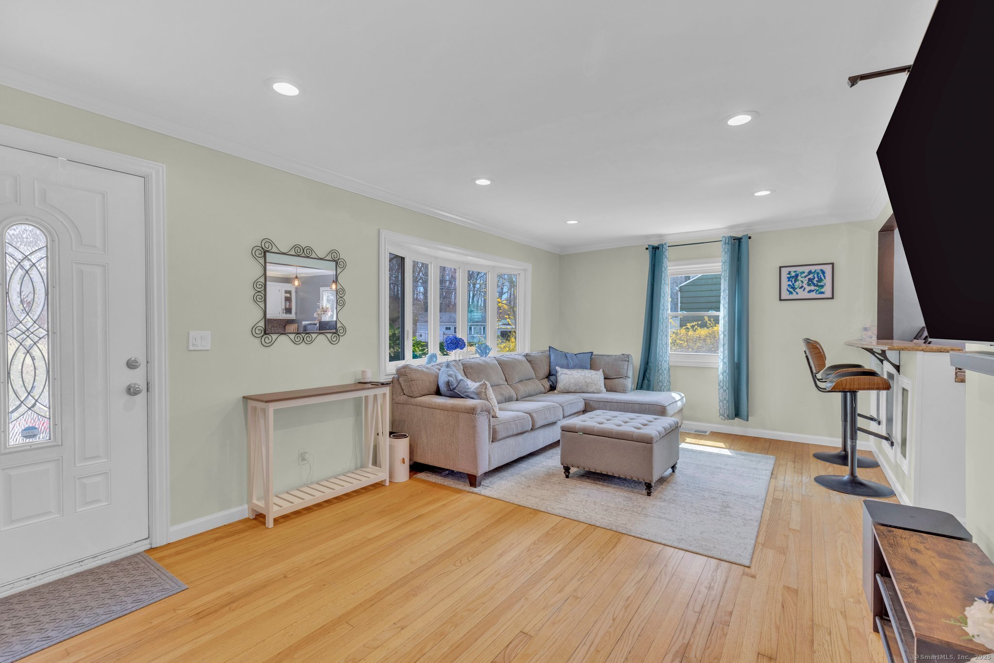 654 Bradley Street, East Haven, Connecticut image 4