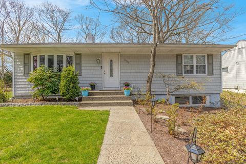 654 Bradley Street East Haven CT 06512