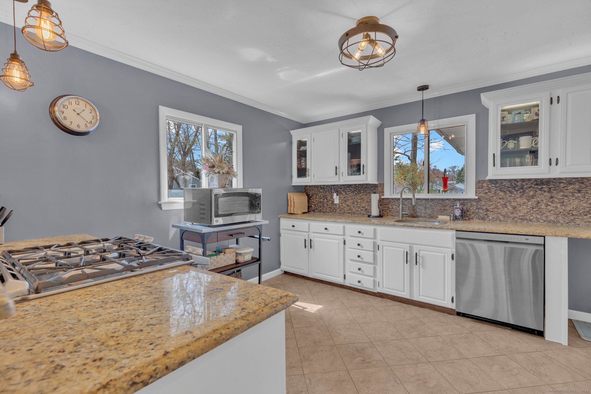 654 Bradley Street, East Haven, Connecticut image 5