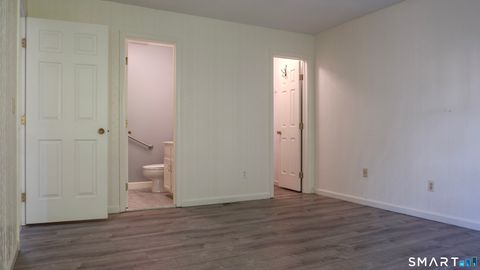 Tiny photo for 23 Derbyshire #23, Derby, CT 06418 (MLS # 24163188)