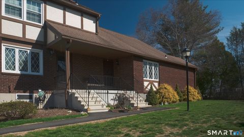 Photo of 23 Derbyshire #23, Derby, CT 06418 (MLS # 24163188)