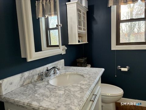 Tiny photo for 11 Copper Ridge Circle #11, Guilford, CT 06437 (MLS # 24149805)