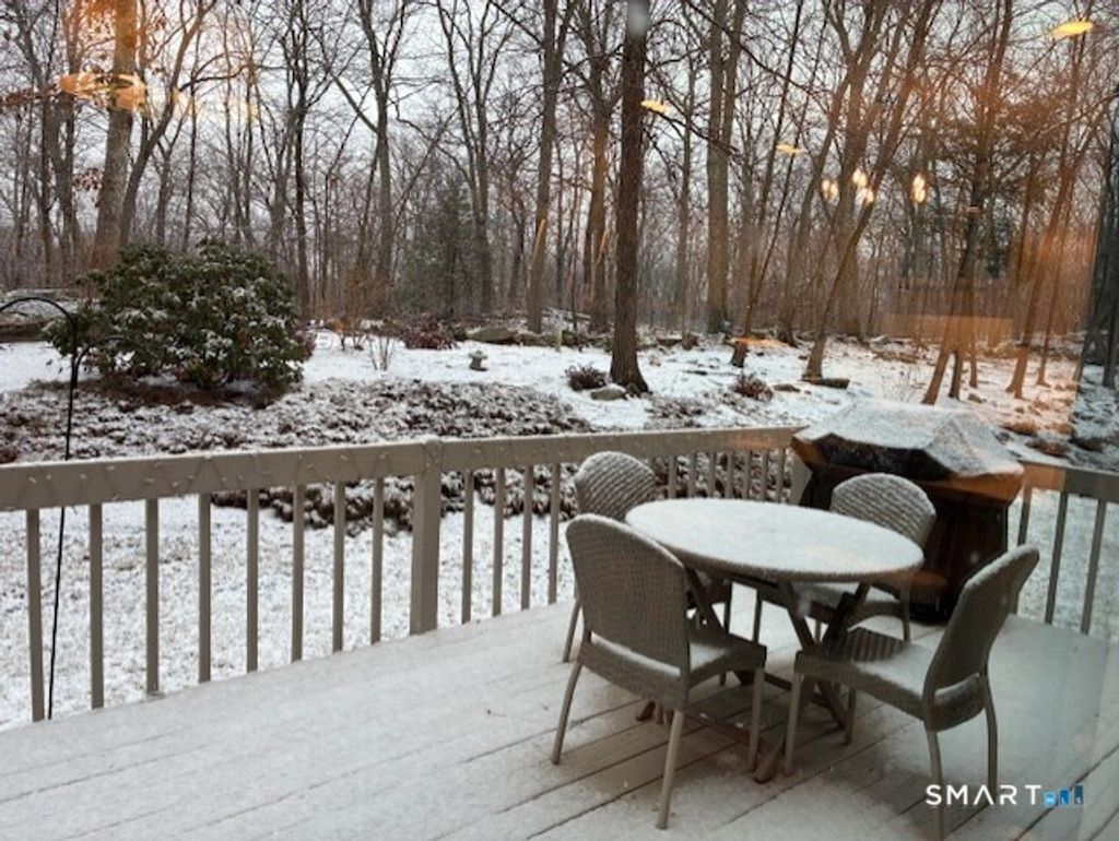 Photo of 11 Copper Ridge Circle #11, Guilford, CT 06437 (MLS # 24149805)