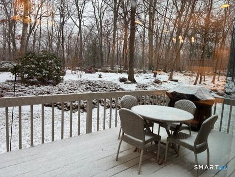 Tiny photo for 11 Copper Ridge Circle #11, Guilford, CT 06437 (MLS # 24149805)