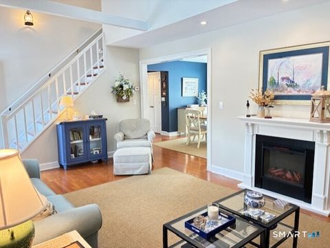 Tiny photo for 11 Copper Ridge Circle #11, Guilford, CT 06437 (MLS # 24149805)