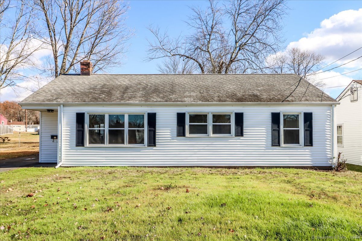 18 Greenbrier Road