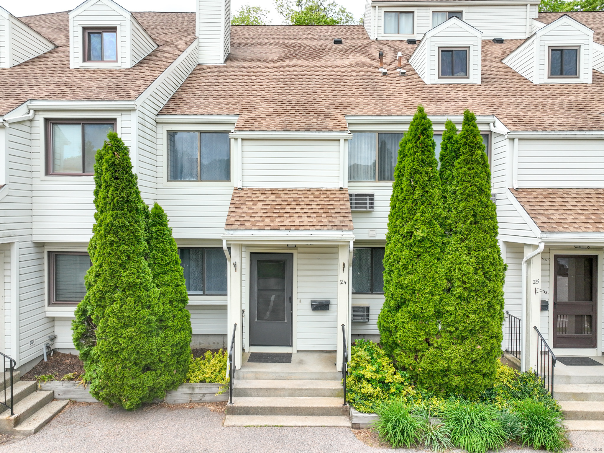 85 N Main Street #24, East Hampton, Connecticut image 2