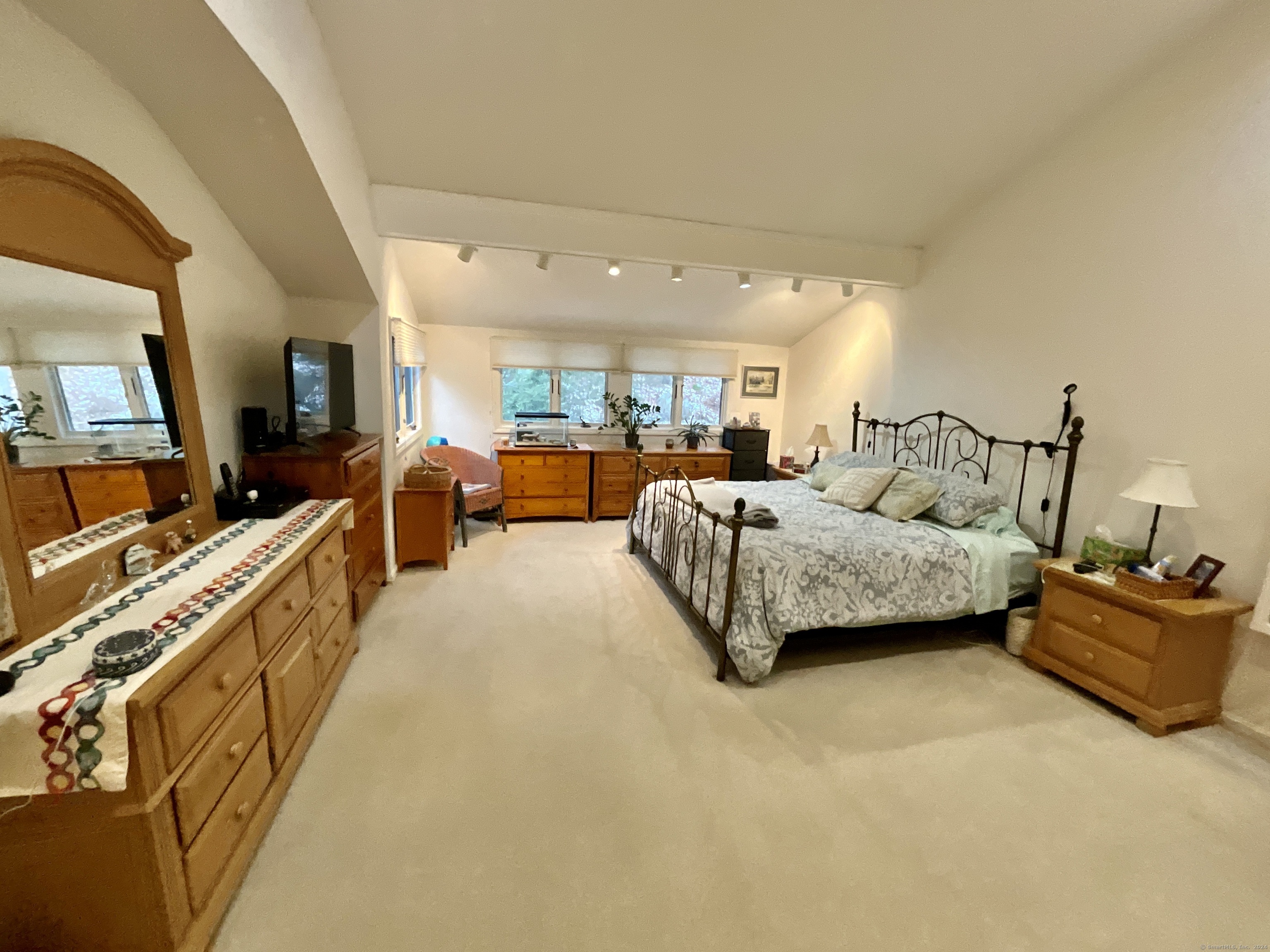 431 Trailsend Drive, Torrington, Connecticut image 17