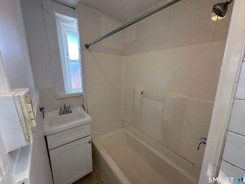 Tiny photo for 34 White Street #2L, New Haven, CT 06519 (MLS # 24151252)