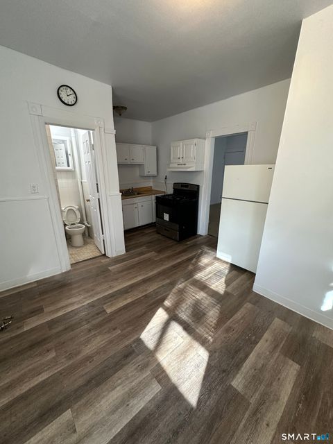 Tiny photo for 34 White Street #2L, New Haven, CT 06519 (MLS # 24151252)