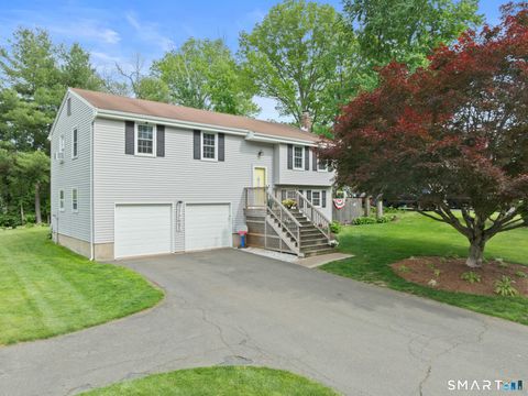 Photo of 18 Richard Lane, Bloomfield, CT 06002 (MLS # 24177373)