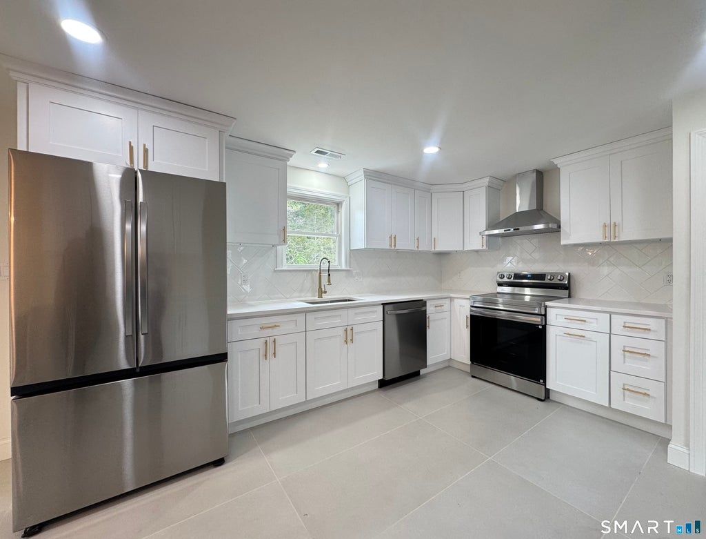 Photo of 26 Quaddick Town Farm R Road, Thompson, CT 06277 (MLS # 24174944)