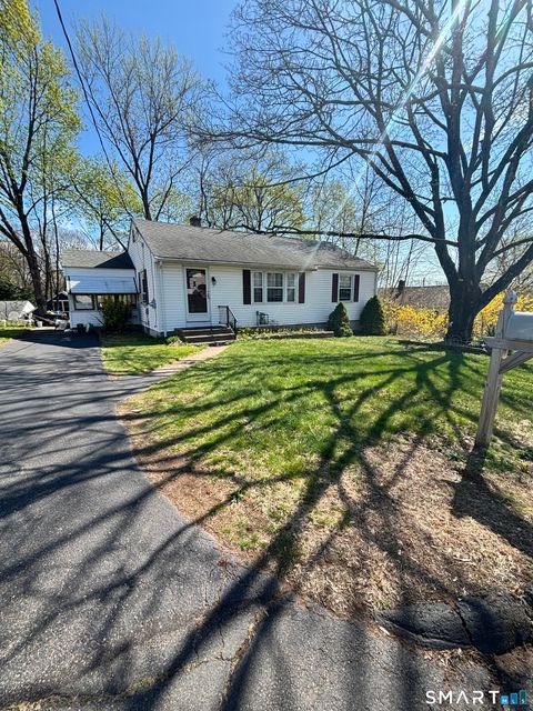 Photo of 3 Elmwood Road, Wallingford, CT 06492 (MLS # 24167105)