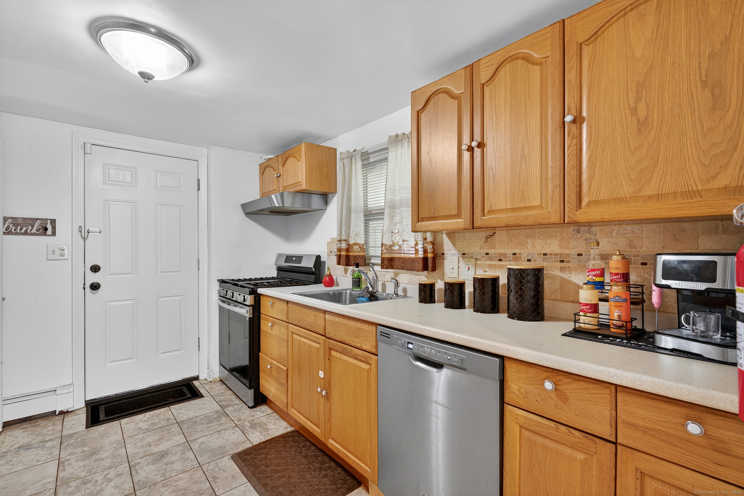 20 Ferncrest Drive