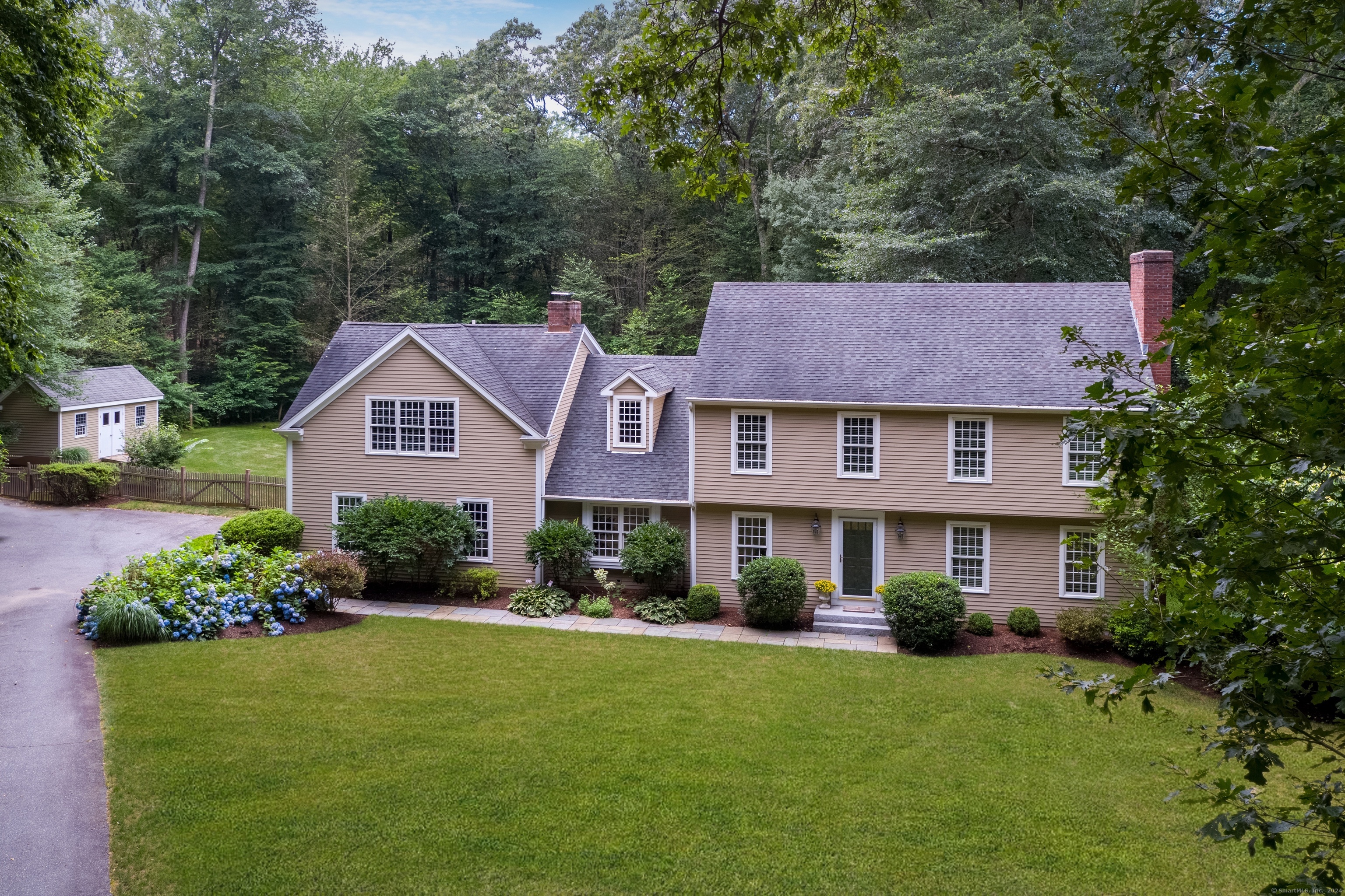 View Essex, CT 06426 house