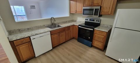 Tiny photo for 8 Scuppo Road #APT 3, Danbury, CT 06811 (MLS # 24156737)