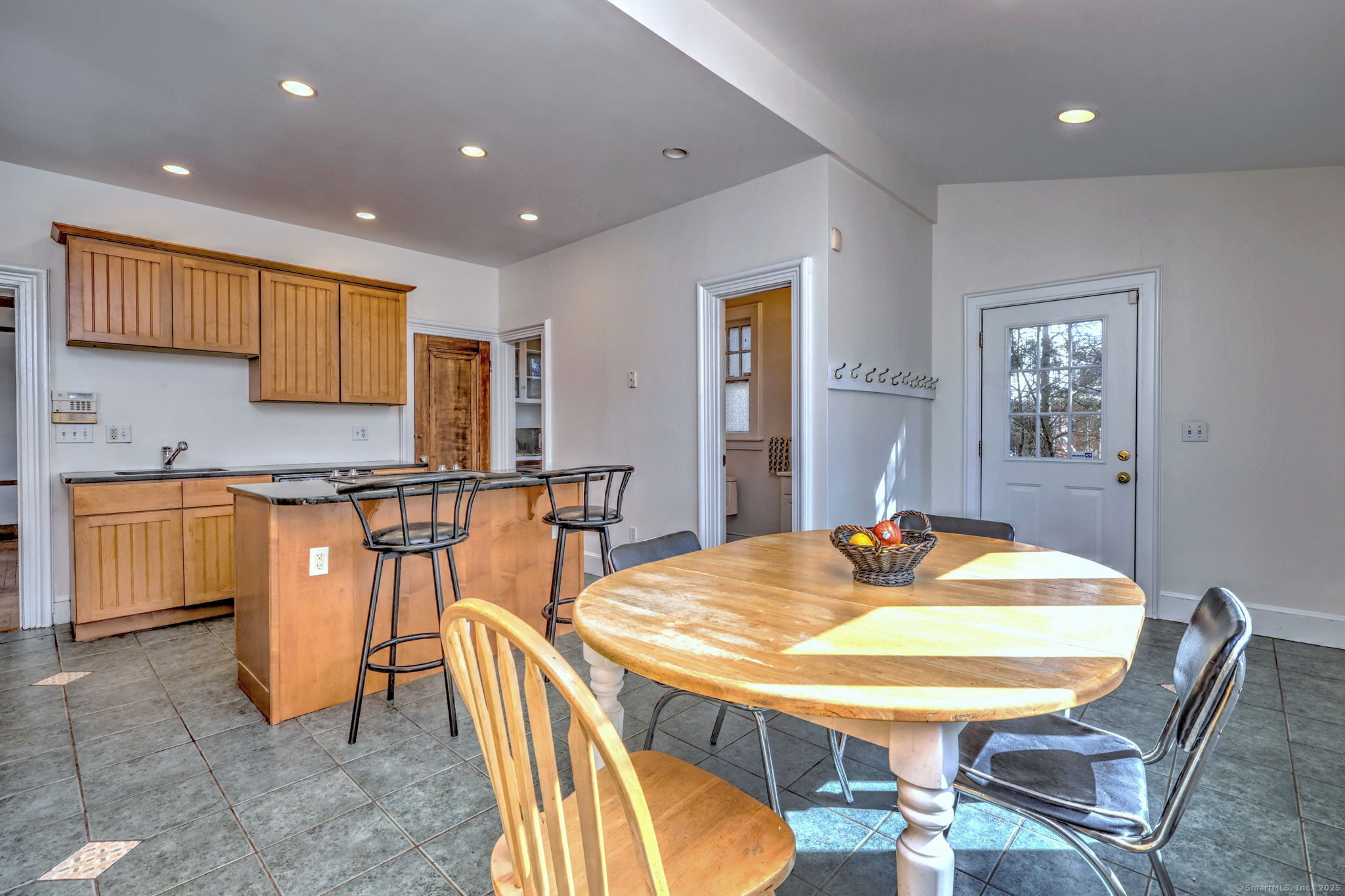 1988 Chapel Street, New Haven, Connecticut image 22