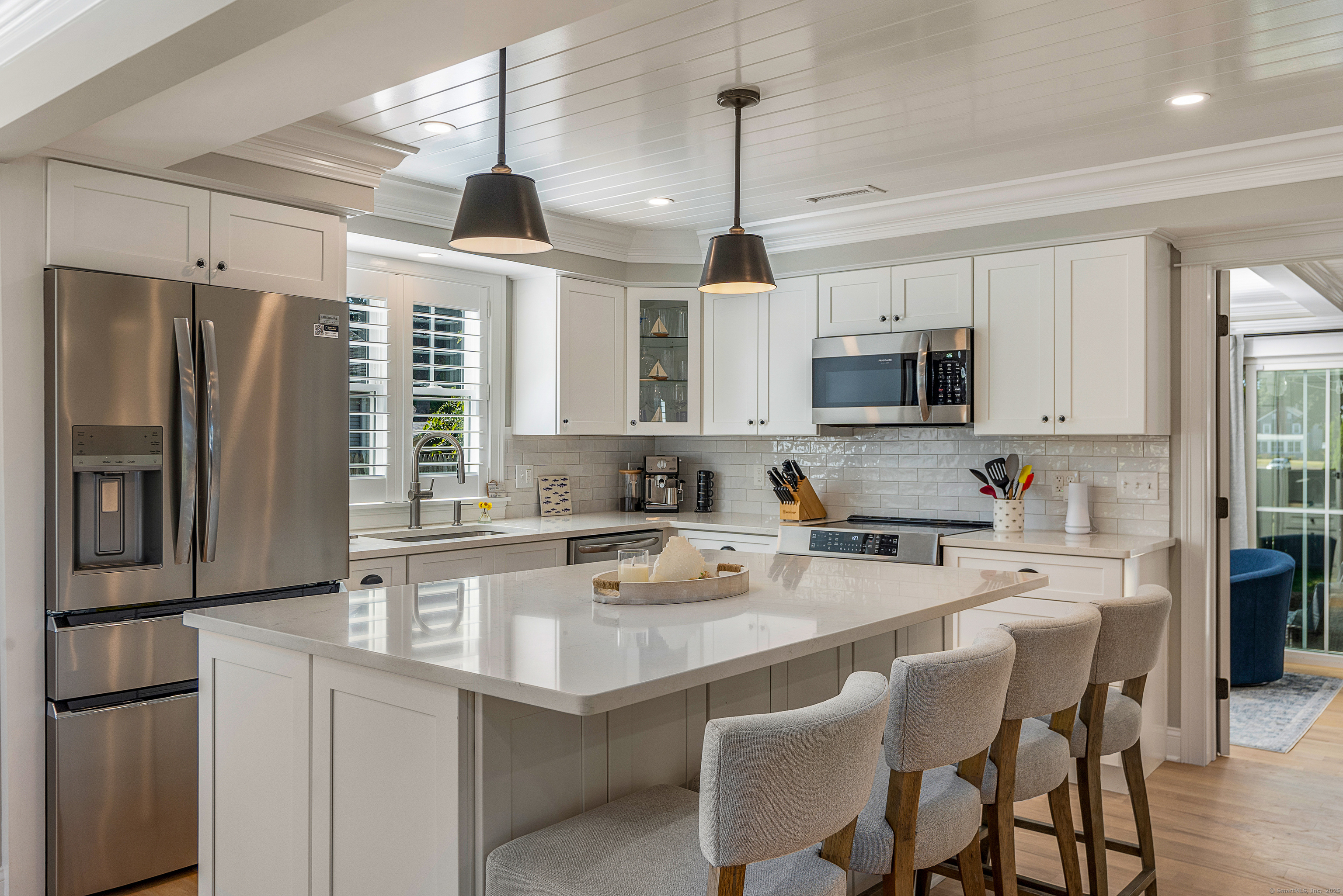 Old Saybrook, Connecticut 06475, United States, 3 Bedrooms Bedrooms, ,3 BathroomsBathrooms,Residential,Pending,215096