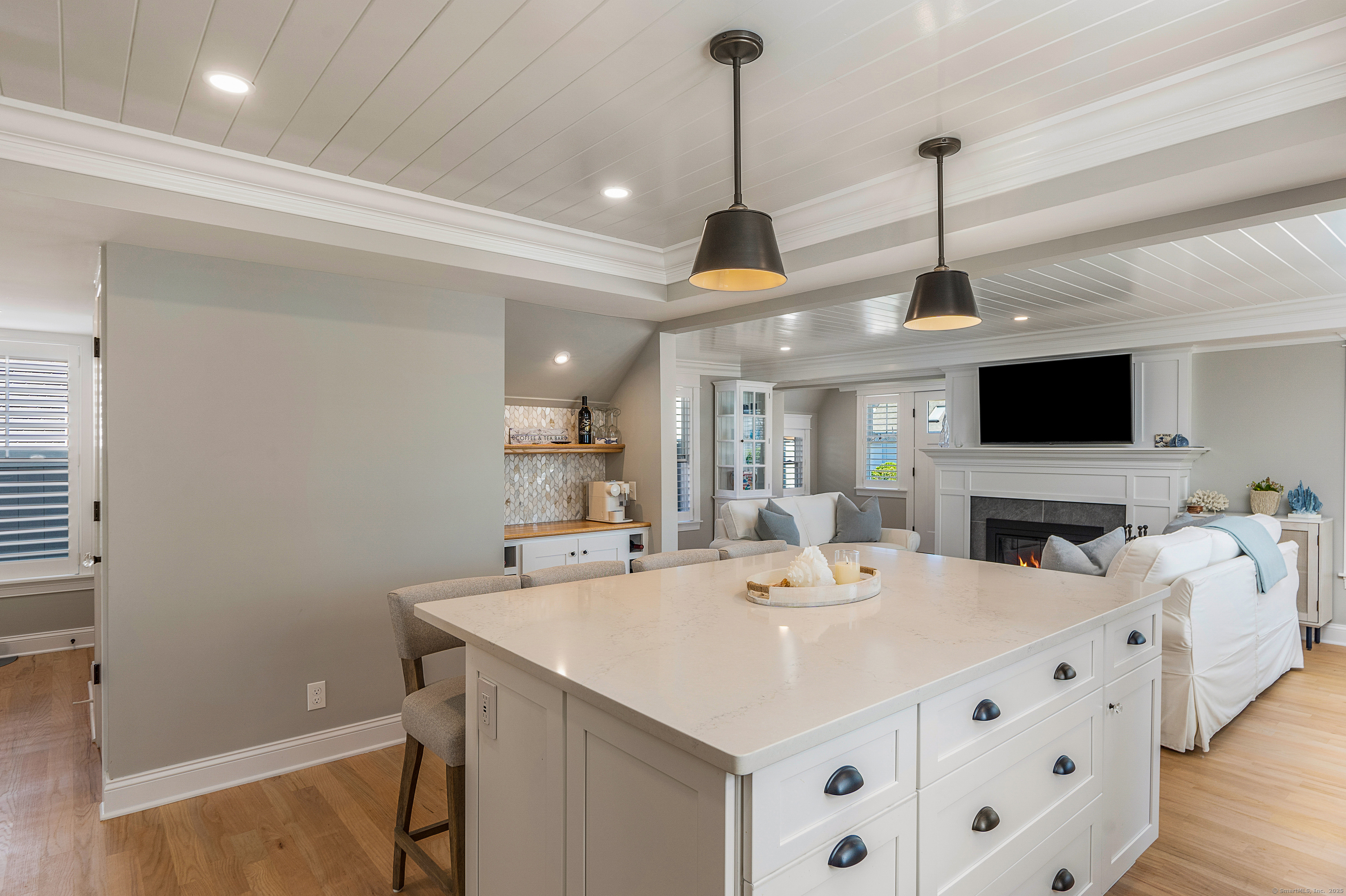 Old Saybrook, Connecticut 06475, United States, 3 Bedrooms Bedrooms, ,3 BathroomsBathrooms,Residential,Pending,215096