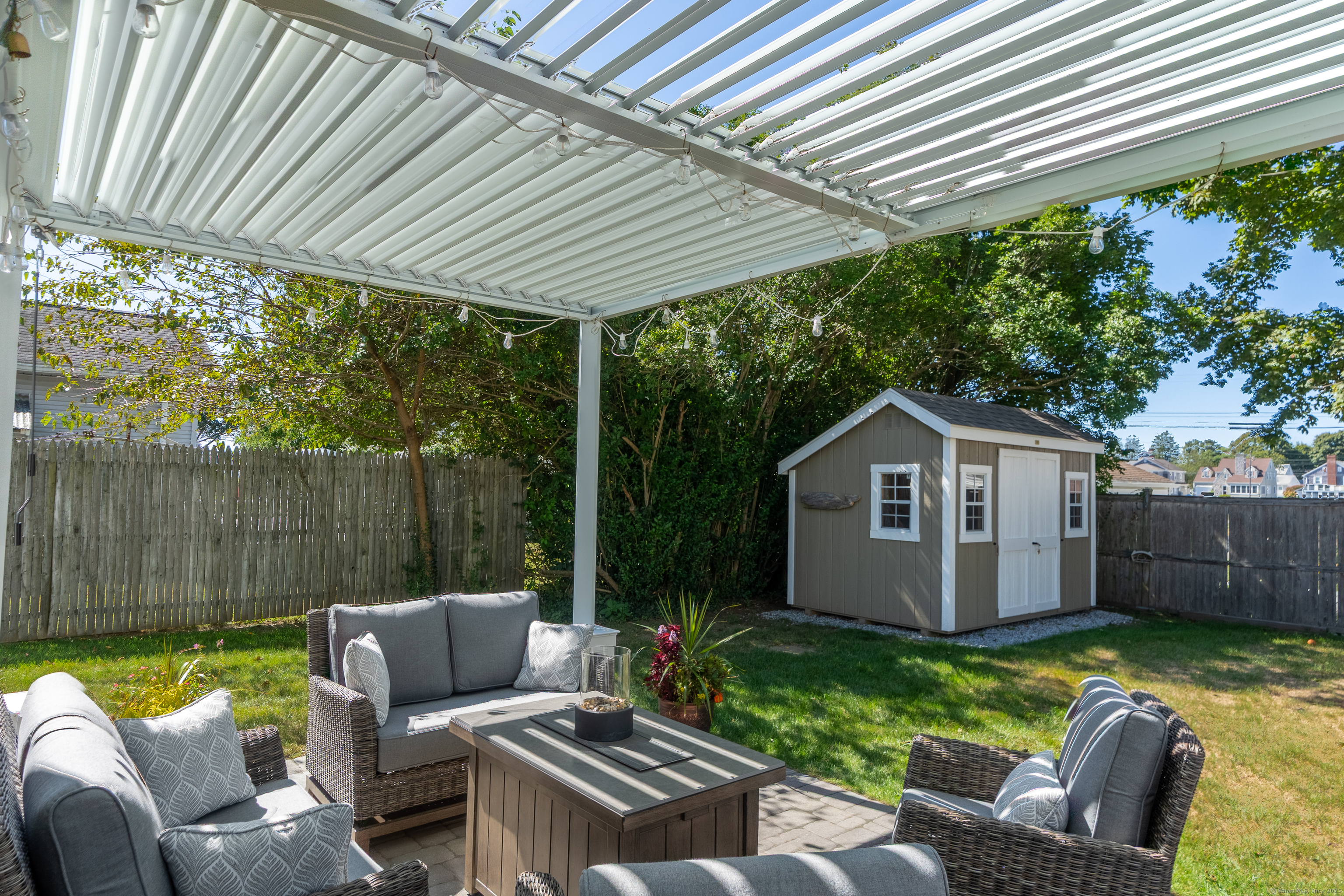 Old Saybrook, Connecticut 06475, United States, 3 Bedrooms Bedrooms, ,3 BathroomsBathrooms,Residential,Pending,215096