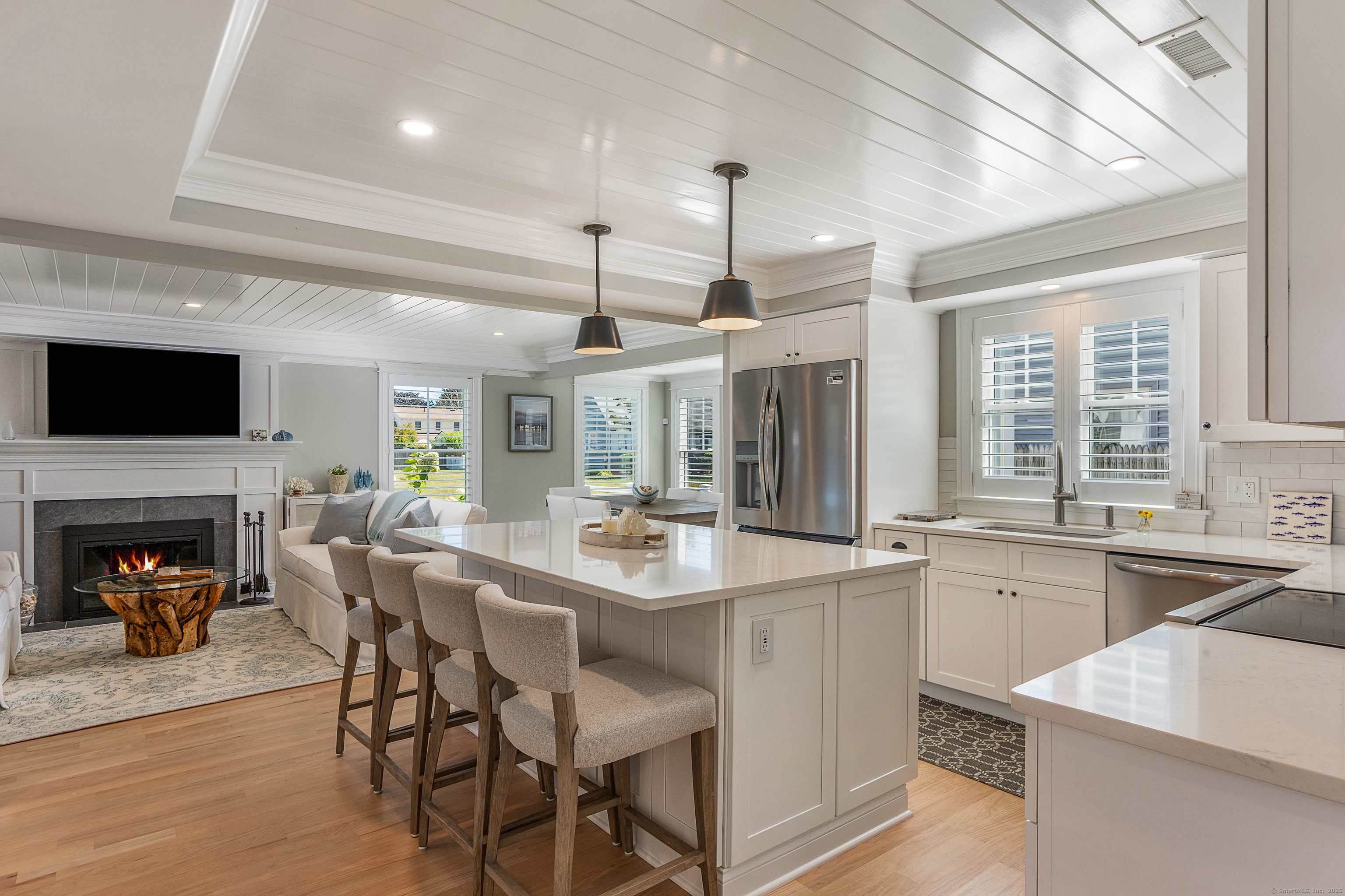 Old Saybrook, Connecticut 06475, United States, 3 Bedrooms Bedrooms, ,3 BathroomsBathrooms,Residential,Pending,215096