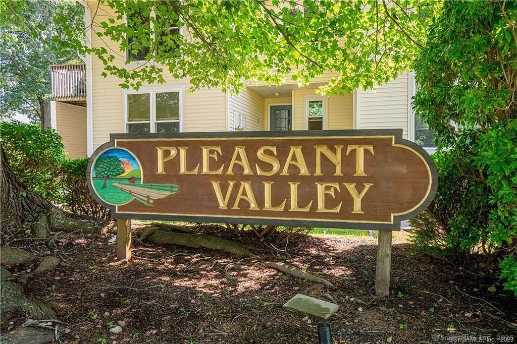 949 Pleasant Valley Condo Road 5-9