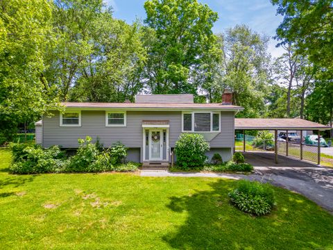 A home in Ledyard