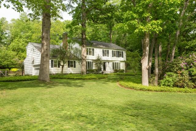 Photo 1 of 8 Riverfield Drive, Westport, Connecticut, $1,275,000, Web #: 99106100