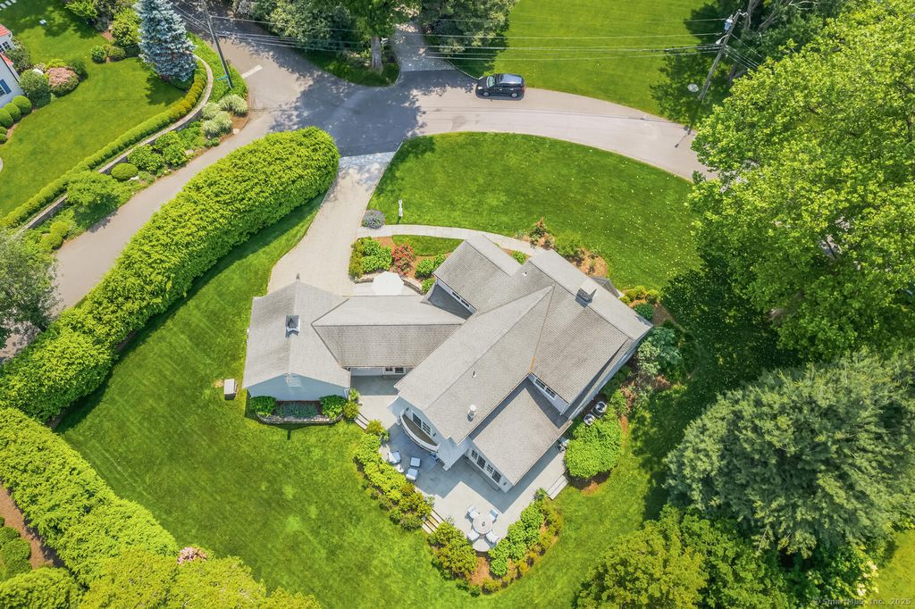 Photo of 3 Bittersweet Trail, Norwalk, CT 06853 (MLS # 24102013)