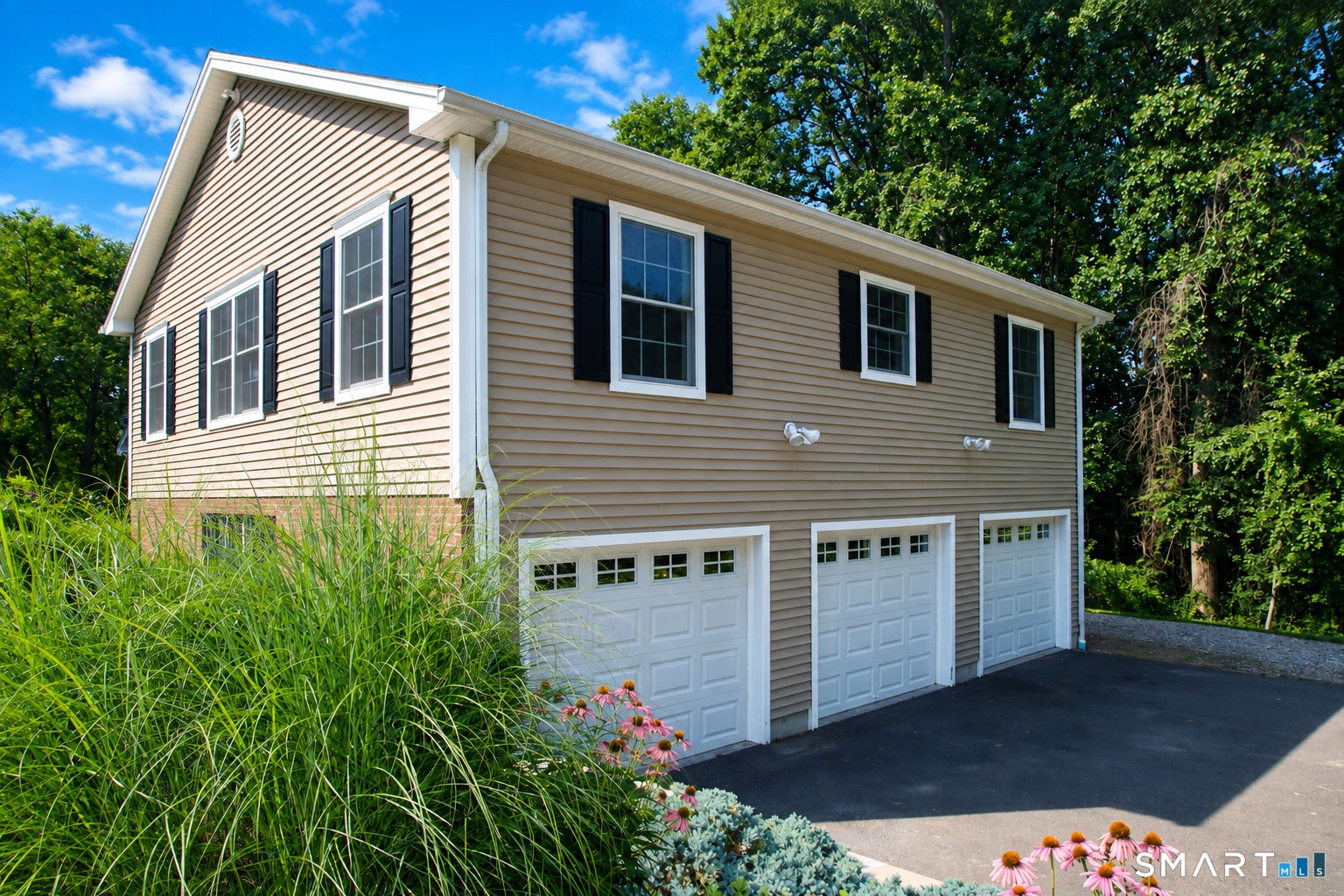 325 Manley Heights Road