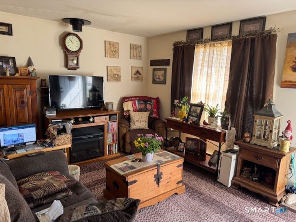 Photo of 39 Courtney Lane, Killingly, CT 06241 (MLS # 24166546)