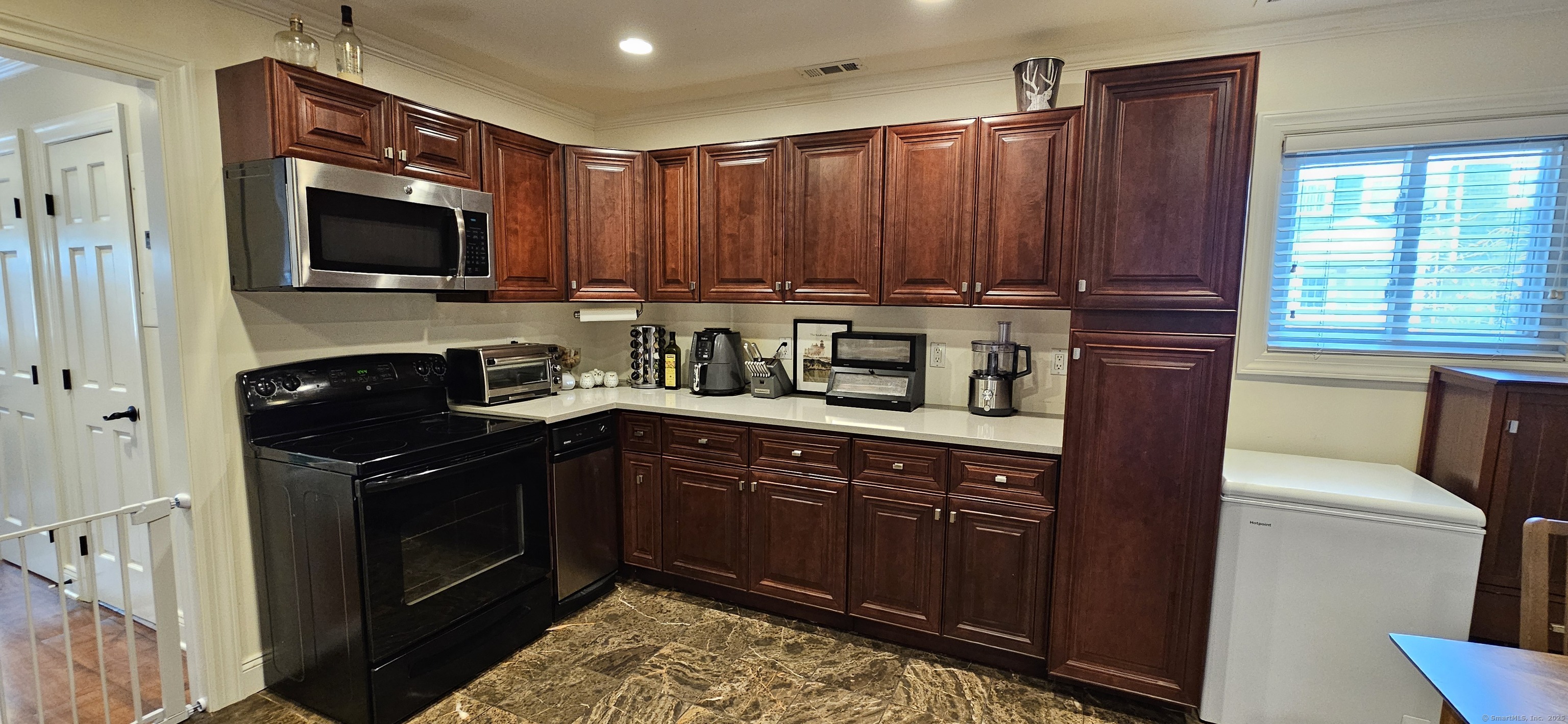 14 Ferris Avenue #APT 3, Norwalk, Connecticut image 1