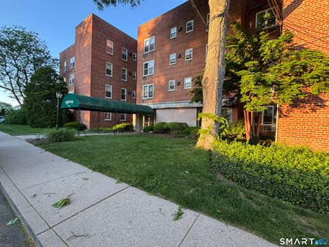Photo of 50 Fairview Avenue #3H, Norwalk, CT 06850 (MLS # 24166730)