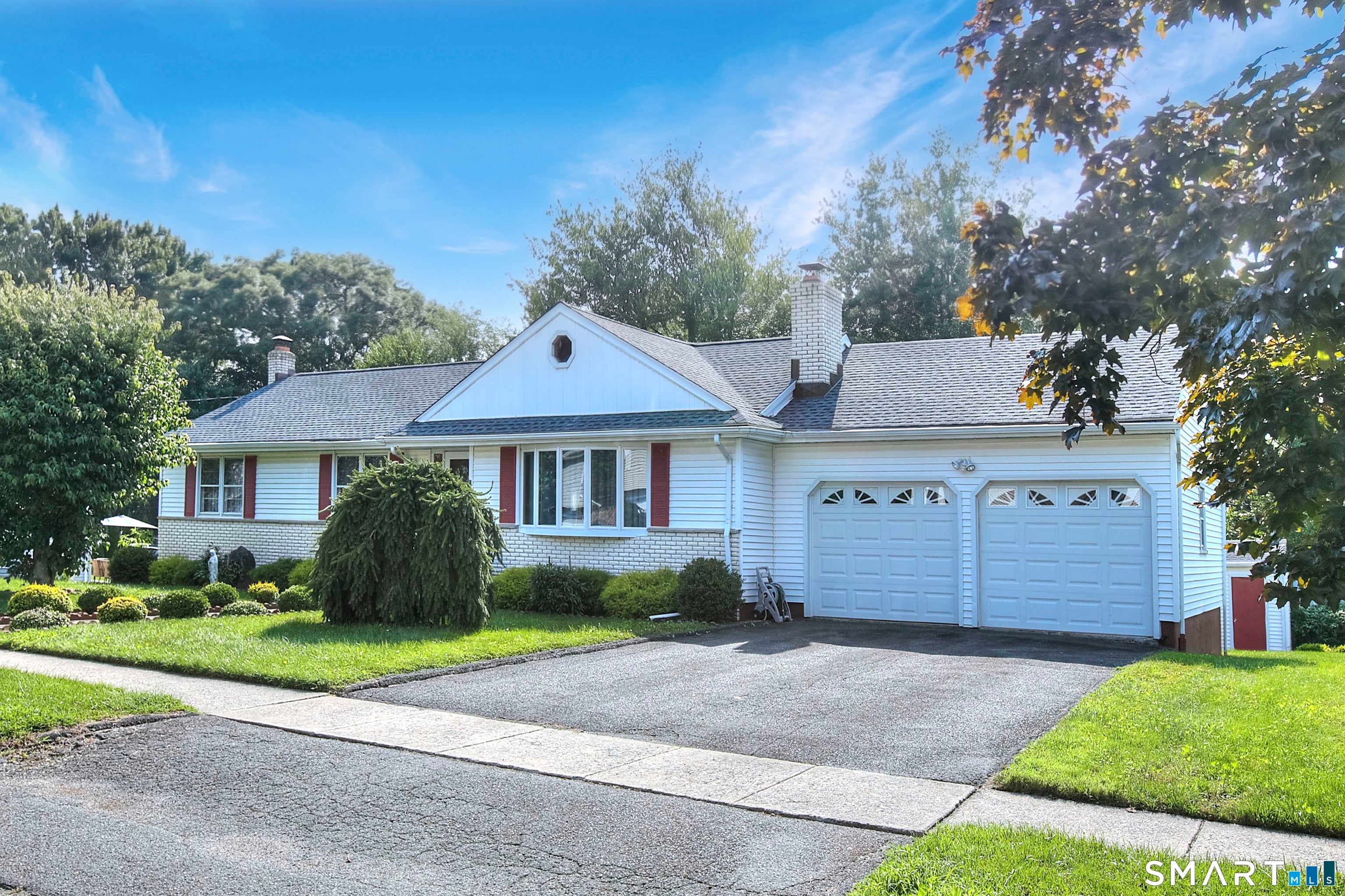 325 Emerald Place