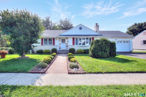 Photo of 325 Emerald Place, Stratford, CT 06614 (MLS # 24198385)