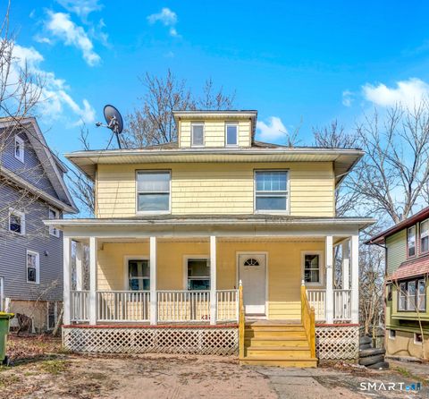 Photo of 341 Lincoln Street, Waterbury, CT 06710 (MLS # 24163391)