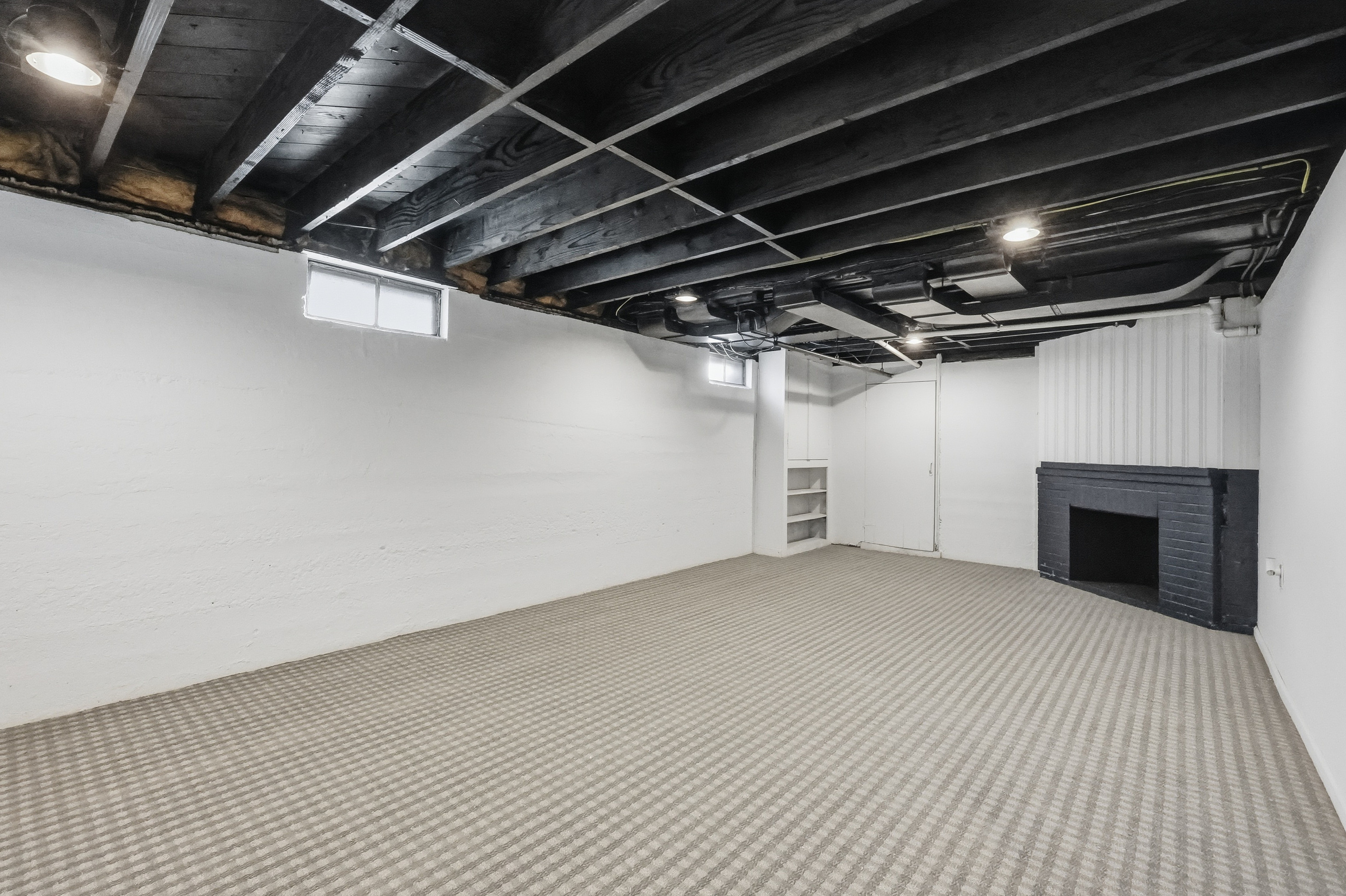 Bristol, Connecticut 06010, United States, 4 Bedrooms Bedrooms, ,2 BathroomsBathrooms,Residential,Active,241669