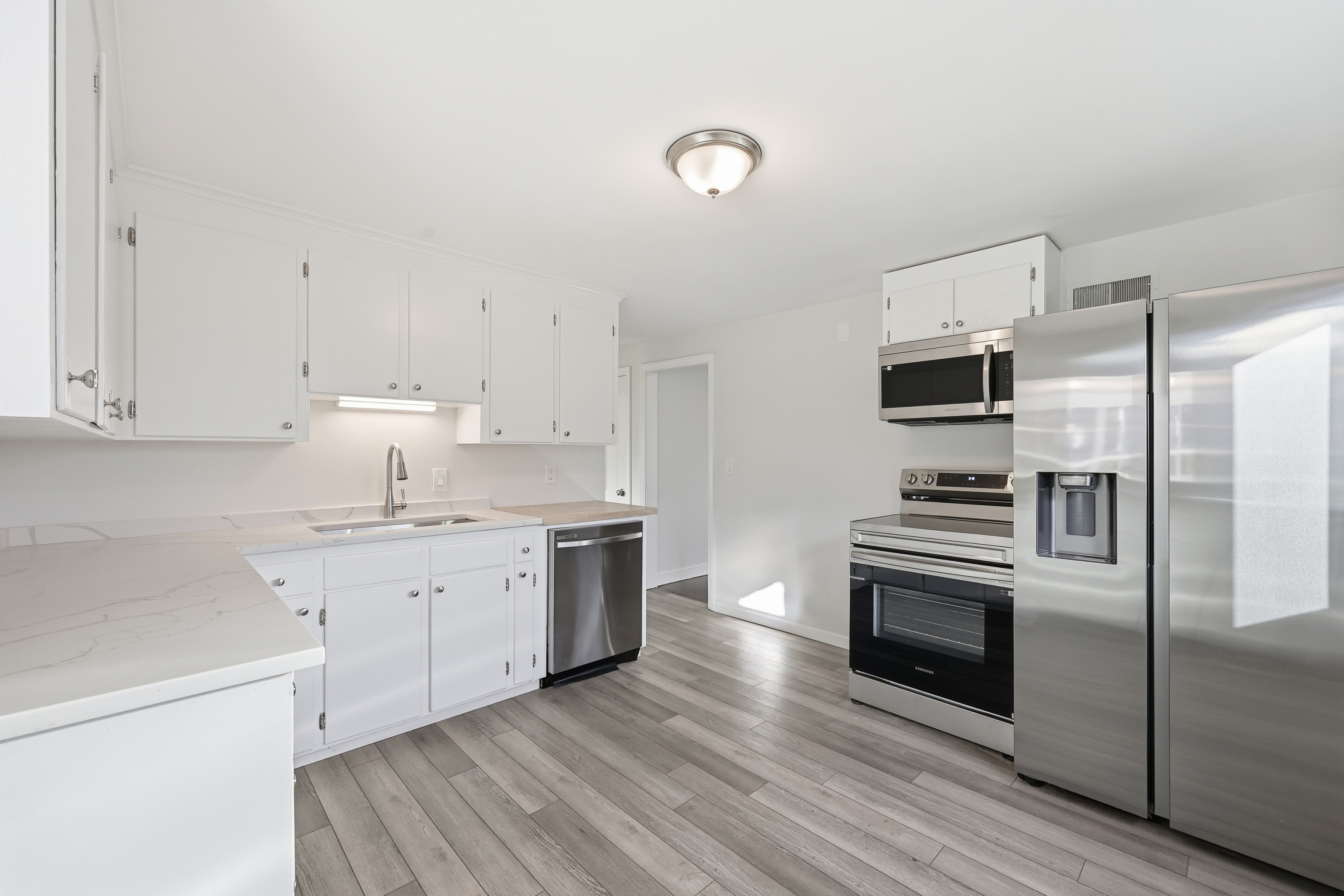 Bristol, Connecticut 06010, United States, 4 Bedrooms Bedrooms, ,2 BathroomsBathrooms,Residential,Active,241669