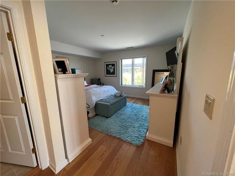 Tiny photo for 12 Naugatuck Avenue #APT A4, Milford, CT 06460 (MLS # 24143480)