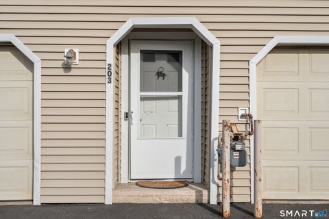 Photo of 233 Derby Avenue #203, Derby, CT 06418 (MLS # 24207898)