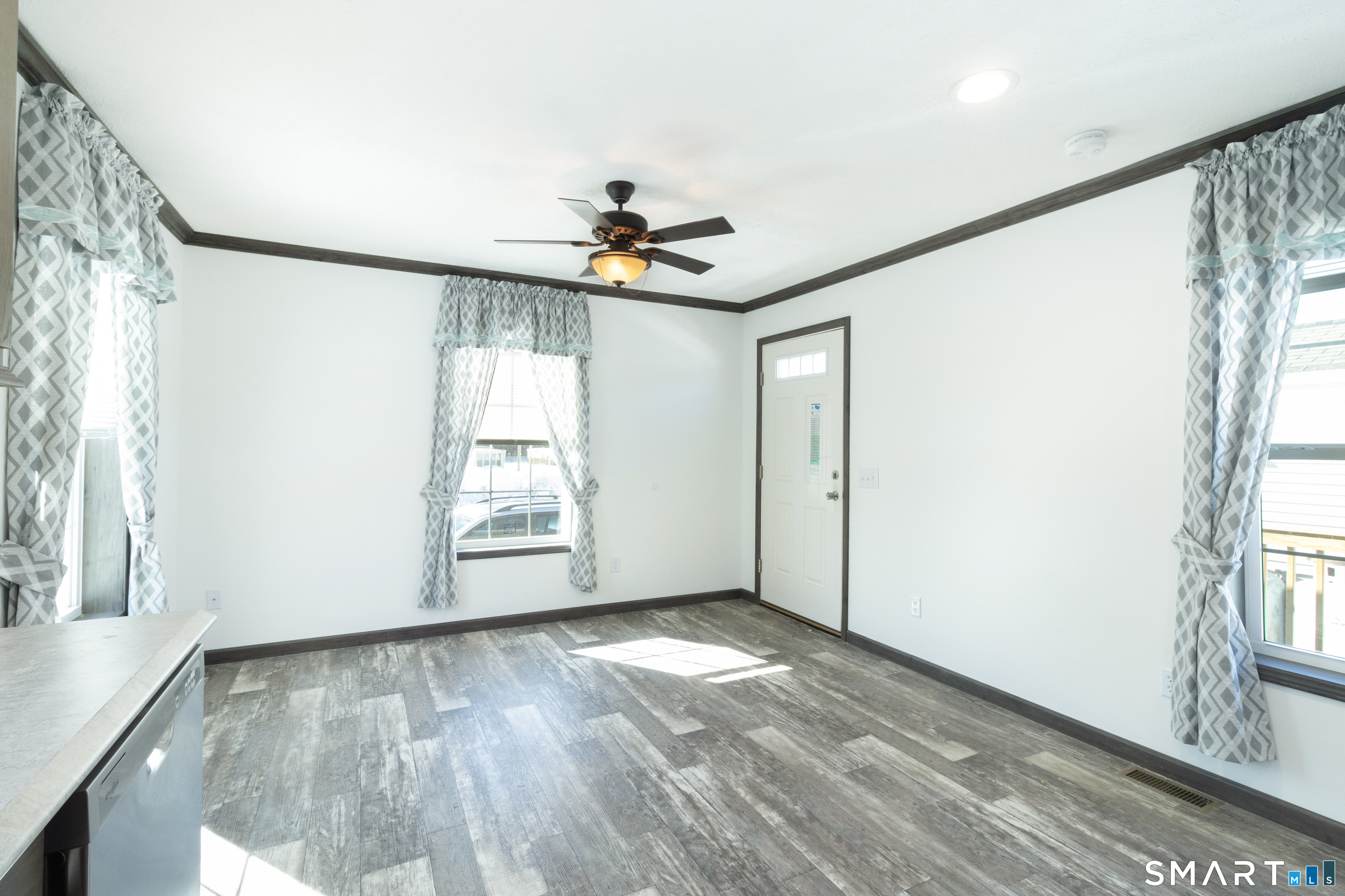 525 East Main Street 8