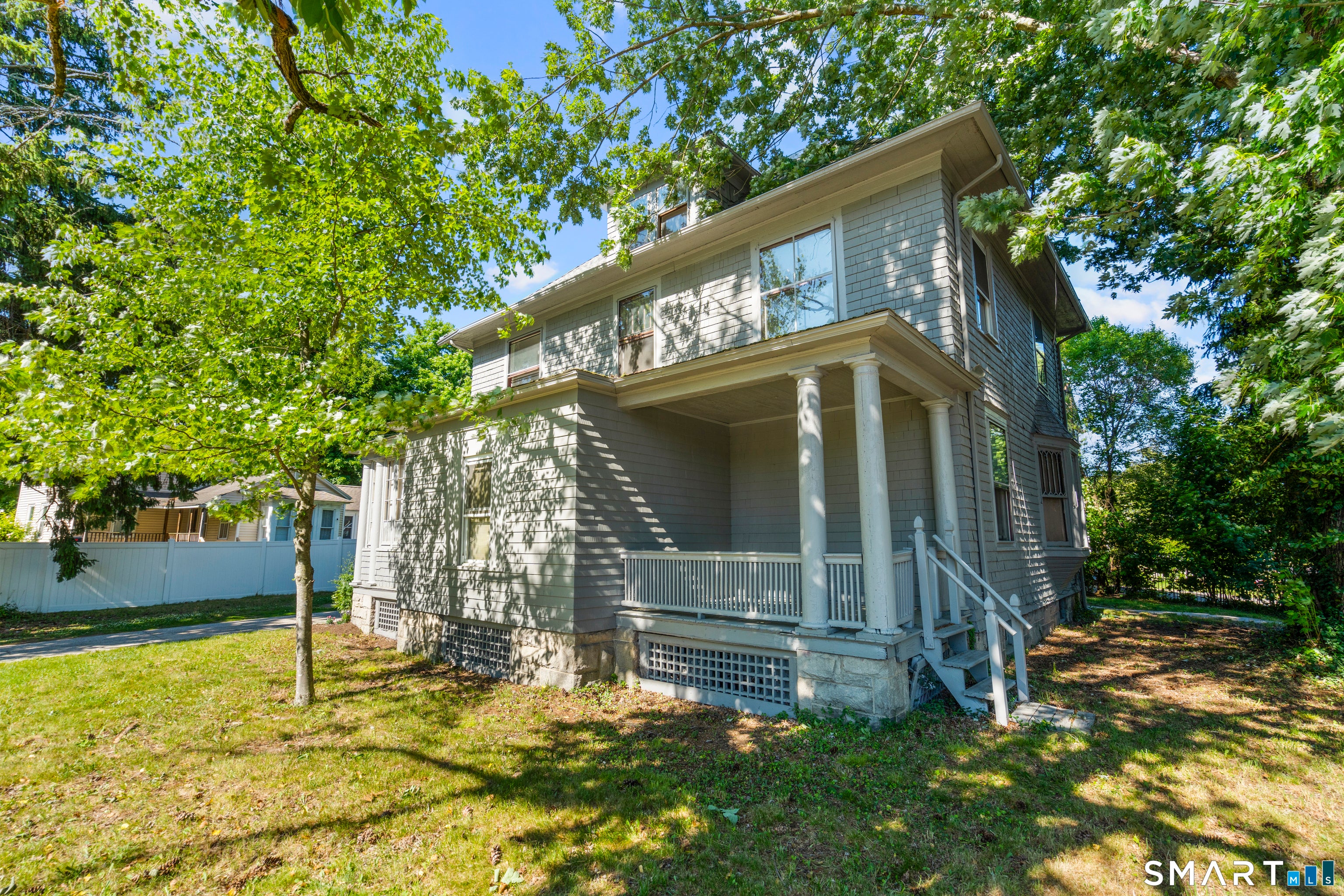 908 Main Street