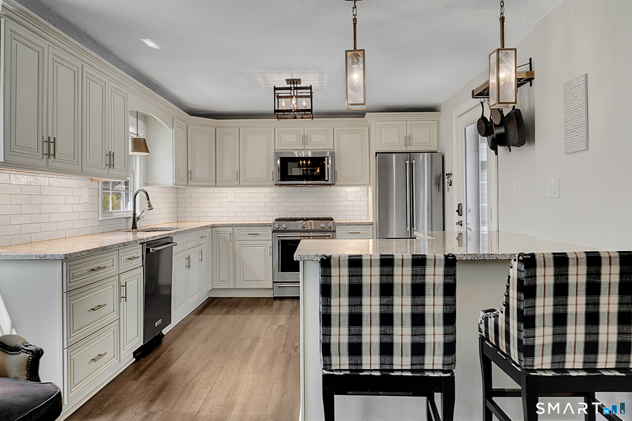 408 Breakneck Hill Road