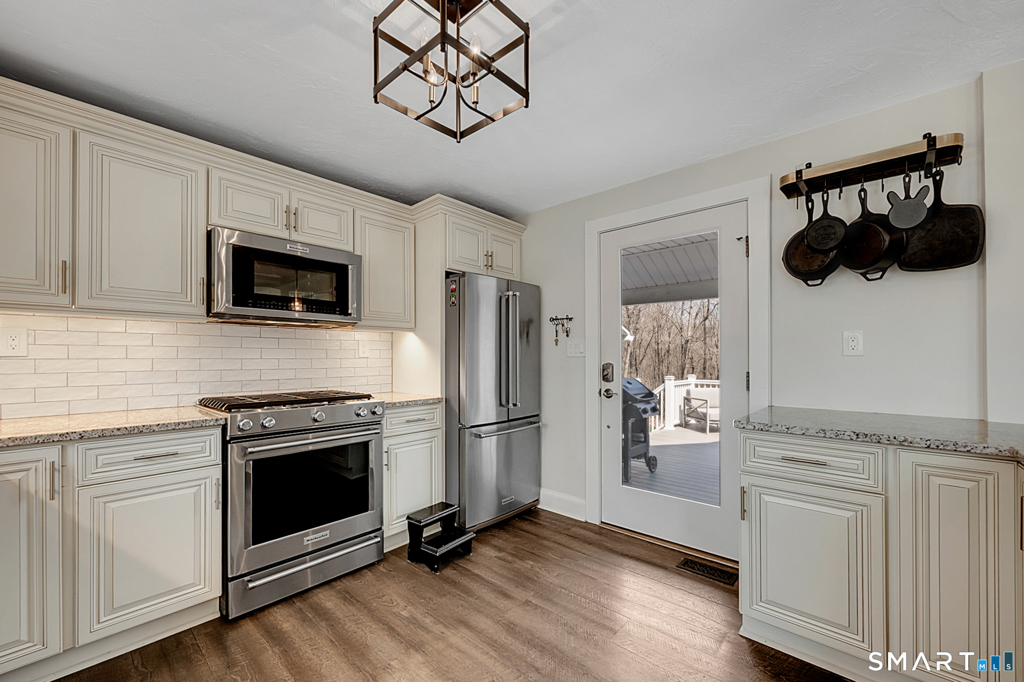 408 Breakneck Hill Road