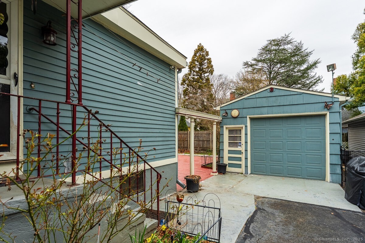 339 Willow Street