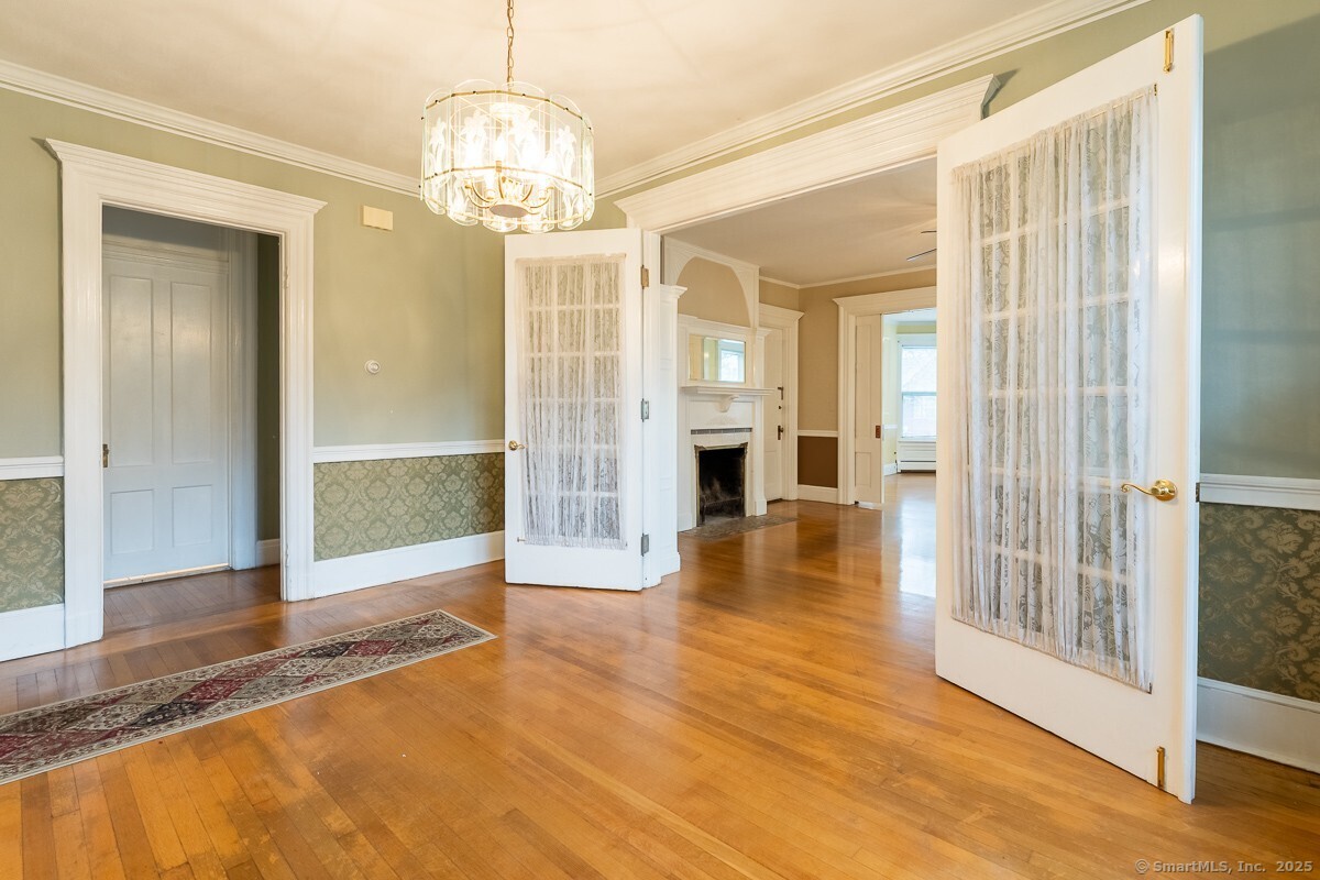 New Haven, Connecticut 06511, United States, 7 Bedrooms Bedrooms, ,4 BathroomsBathrooms,Residential,Active,179199