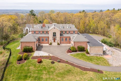 Photo of 40 Parsons Way, Avon, CT 06001 (MLS # 24162318)