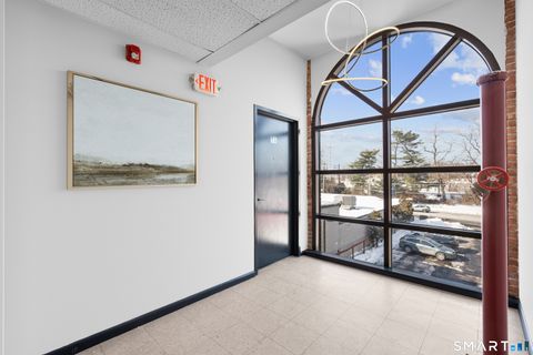 Photo of 937 Post Road #2A, Fairfield, CT 06824 (MLS # 24154858)