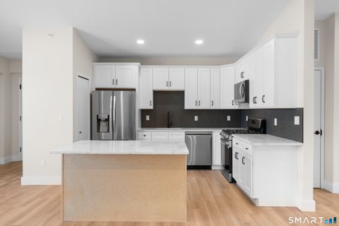 Tiny photo for 937 Post Road #2A, Fairfield, CT 06824 (MLS # 24154858)